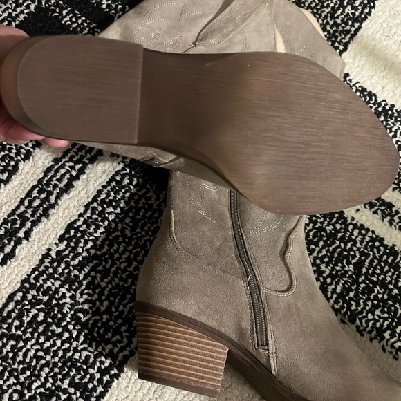 BP Monikka Western Boot - Picture 5 of 5